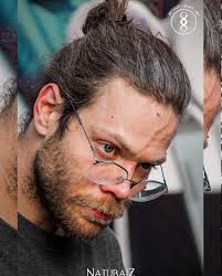 A música é a expressão, mais alta da alma do Artista Dj: @varazslomusic 🎧  Evento: @naturaizcrew 💙