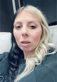 Amber Pruden's Instagram, Twitter & Facebook