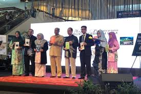The wedding of ariff tuah tun ahmad sarji and nurul ain mat aron. Tun Ahmad Sarji Abdul Hamid Radio Ikim