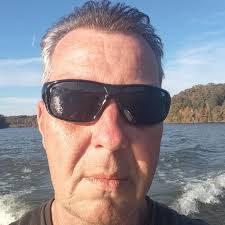 Chris Goldman's Instagram, Twitter & Facebook