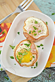 It lists 100+ keto foods so you can reduce your lap time at the grocery store. Keto Breakfast Idea Sausage Bacon Egg Cups