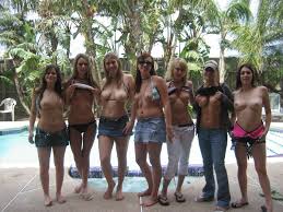 Each 85+ neighbourhood player claim will guarantee a different player. College Spring Break Girls Flashing