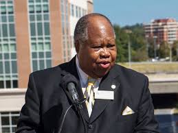 Kenneth Oliver, Baltimore County Council's first Black member ...