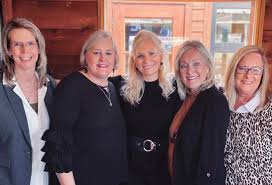 How the 'Thompson girls' made a name for themselves selling propane tanks