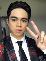 Jeff Cabrera's Instagram, Twitter & Facebook