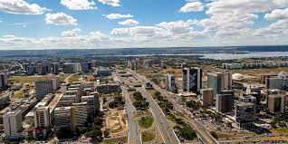 The brasília tv tower is 224 meters high and has the observation platform allowing to observe the cityscape. Brasilia In Brasilien Reise Tipps Sehenswurdigkeiten Ausfluge