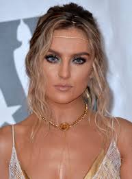 Discover images and videos about perrie edwards from all over the world on we heart it. Perrie Edwards Pink Hair Instyle