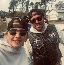 Anyone have a 24 SG? Have you done the headers? I have a 23 SG and I'm  running s&s headers with tab 50 cals and they sound amazing together.  Asking for a