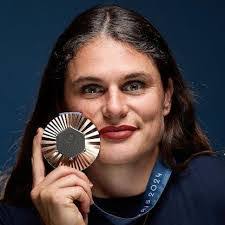 Cheryl Schipper's Instagram, Twitter & Facebook