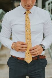 Dazi Marigold Yellow Floral Skinny Tie