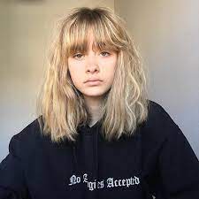 Pinterest L Ejmcmahon734 Hair Styles Short Hair Styles Short Hair With Bangs