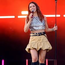 Ero me katteyes renata is a beautiful Brazilian lady having