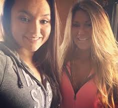 Leslie (Ellis) Craw passed away this morning after battling brain cancer  for the past two years. 12/16/2017 1948-2017 RIP