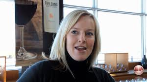 Heidi Fielding's Instagram, Twitter & Facebook