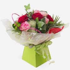Therefore, we would like to talk about sending them internationally in this article of ours. Send Flowers Abroad