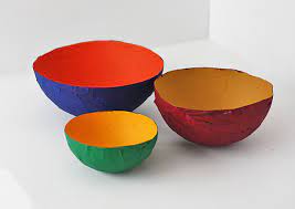 Once you have a base layer, apply another layer of modpodge, and place a layer of newspaper strips on top. How To Make A Beautiful Paper Mache Bowl Out Of Old Newspaper