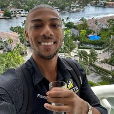 What are some recommendations for a new resident in Phoenix area?