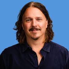 Dan Ostrowski's Instagram, Twitter & Facebook