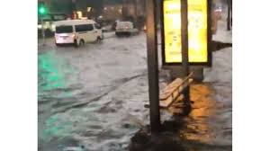Ángel de jesús falleció ahogado tras ser arrastrado por la corriente de agua cuando se dirigía a su casa con su. Lluvias Provocan Inundaciones Y Caida De Arboles En La Cdmx Video Proceso