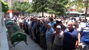 Son dakika konya'nın merkez meram ilçesi hasanköy mahallesi özşahin sokakta bulunan bir eve düzenlenen silahlı. Konya 7 Kisinin Oldugu Kazada Yasli Cift Dugunden Donuyormus Haberler