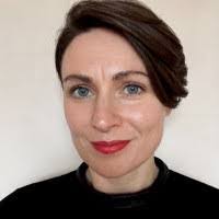 Eleanor Brooke's Instagram, Twitter & Facebook