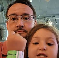 Justin Kunkle's Instagram, Twitter & Facebook