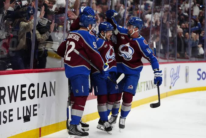 3 Takeaways From the Avalanche's 9-6 Game 1 Win Over the Wild - The Hockey  Writers - - NHL News, Analysis & More