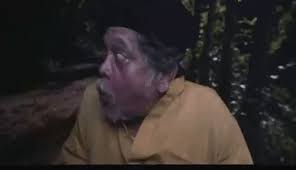 Kak limah is discovered dead by villager. Best Man Raja Lawak Gifs Gfycat