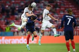 As semifinais da champions league vão começar. Tbnvy1xbvtaoum