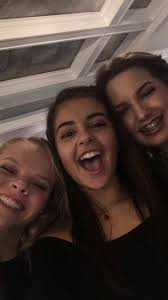 Kiki Lilly (@kikililly22)