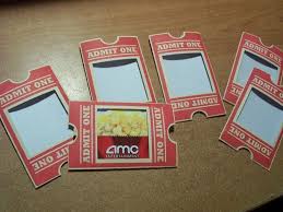 A quick and easy handmade gift idea! Movie Gift Card Gift Ideas Gift Card Holder Ideas Gift Ideas For Giving Money Gift Cards P Gift Cards Money Movie Gift Gift Card Presentation