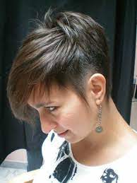 Short Long Sassy Haar Styling Schone Frisuren Kurze Haare Styling Kurzes Haar