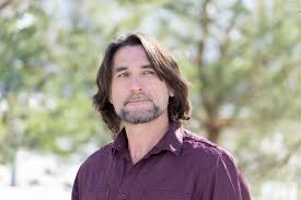 Frisur rundes gesicht mann source d'inspiration männer frisuren bei. Mannerfrisuren Rundes Gesicht Optisch Verschmalern
