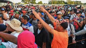 3 people named mauricio boy living in the us. Mexico City Milestone For Migrant Caravan Heading North Bbc News