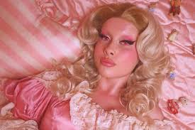 10 Álbumes Esenciales para Fans de Melanie Martinez : r/MelanieMartinez