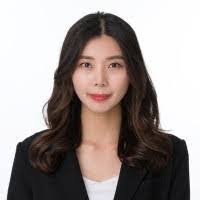 Erin Ohm's Instagram, Twitter & Facebook