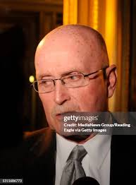 51 Kenneth Mahon Stock Photos, High-Res Pictures, and Images