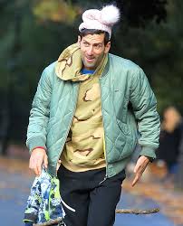In tennis today, novak djokovic follows through on his promise to mike tyson's daughter while gael monfils does his usual tricks. Novak Djokovic Puts On Playful Display As He Dons Daughter S Pink Bobble Hat During Family Outing Daily Mail Online