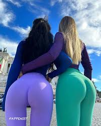 Alexis Mucci and Eva Menta Tits and Ass - Fappenist