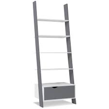 En forme d'échelle et de lignes scandinaves, cet élément de rangement s'adapte aussi à des petits espaces. Etagere Echelle Scandinave Pas Cher Bois Gris Et Blanc Id Market