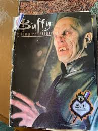 BUFFY VAMPIRE THE MASTER VARNER VINYL FIGURE 1999 W/COA MARK METCALF BIG  BAD