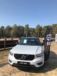 Découvrez notre gamme et configurez dès maintenant votre suv, break ou berline volvo préféré. Volvo Paris 11 Elysee Automobiles Photos Facebook