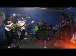 E a yang kau curahkan dulu kini gerhana b biarpun sebak di dada. 7 09 Mb G Lost On Jamming Cover Gerhana Cinta Luka By Iklim Download Lagu Mp3 Gratis Mp3 Dragon