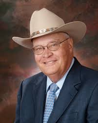 UH Recognizing Business, Community Leaders with Honorary Degrees