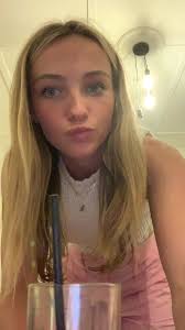 Harriet Lynch (@harrietlynch37)