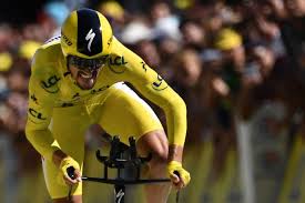 Julian alaphilippe won stage two of the tour de france in a sprint finish to claim the yellow jersey in nice. Julian Alaphilippe Puncaki Klasemen Tour De France Antara News Sumatera Utara