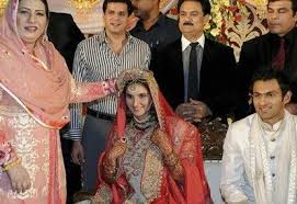 Sania Mirza Weds Shoaib Akhtar Indian Celebrities Sania Mirza Wedding Celebrity Weddings