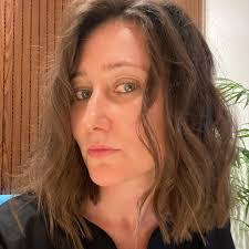 Lara Care's Instagram, Twitter & Facebook