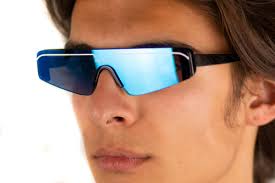 Choose your sunglasses or optical frames for Men