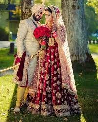 20 Bride And Groom Dress Colour Combination That You Cannot Go Wrong With Indian Wedding Outfits Couple Wedding Dress Indian Bridal Dress